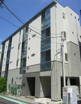 リベルタ東新宿