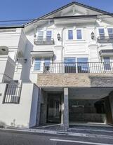 ラプラクミーヌ