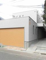 フォレスタ鷹番